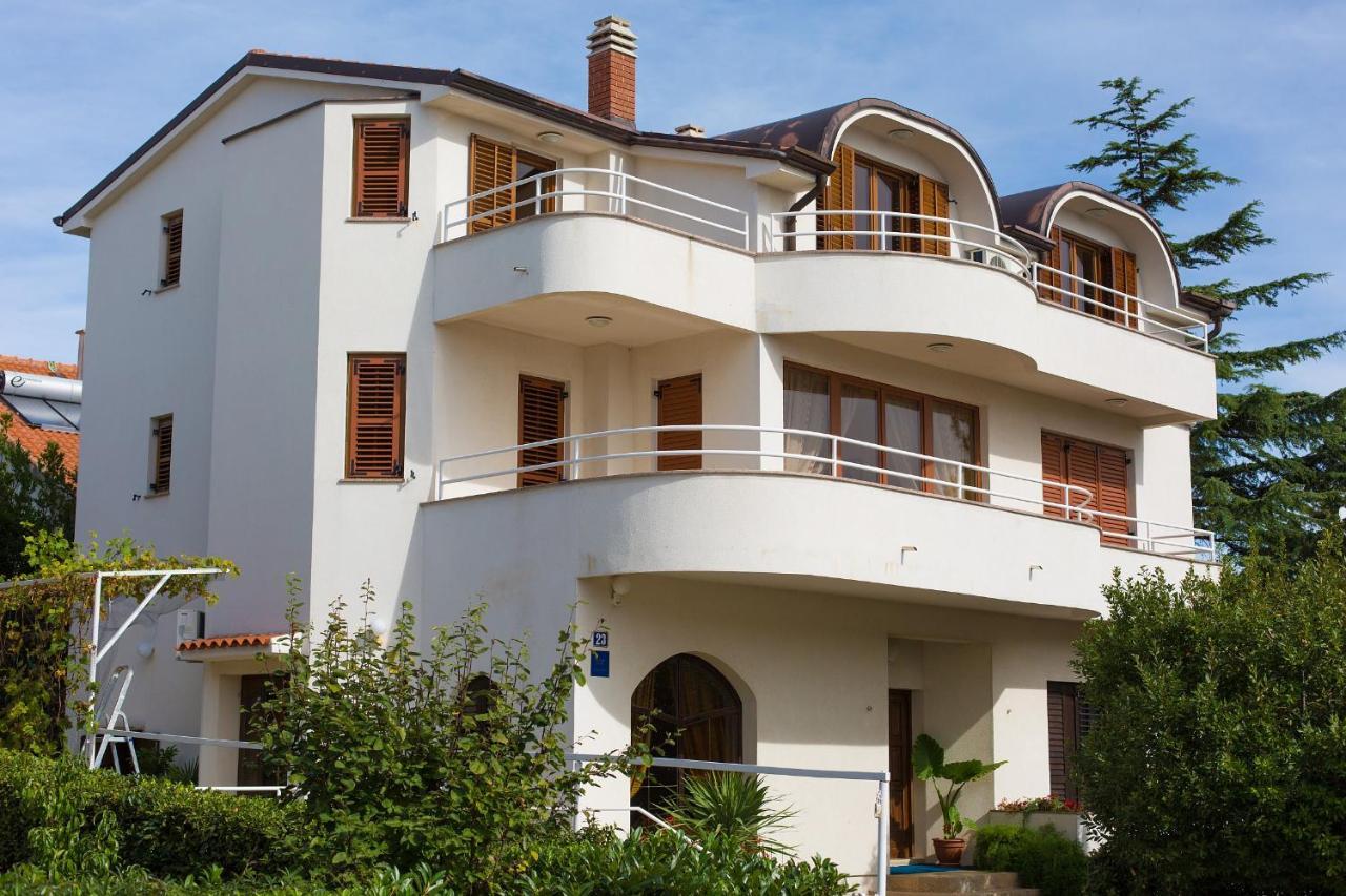 Apartman Vjekoslav Krk Town Exterior foto